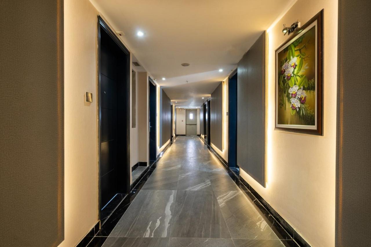 Cozrum Lux - The Arrivals Hotel Bandar Ho Chi Minh Luaran gambar