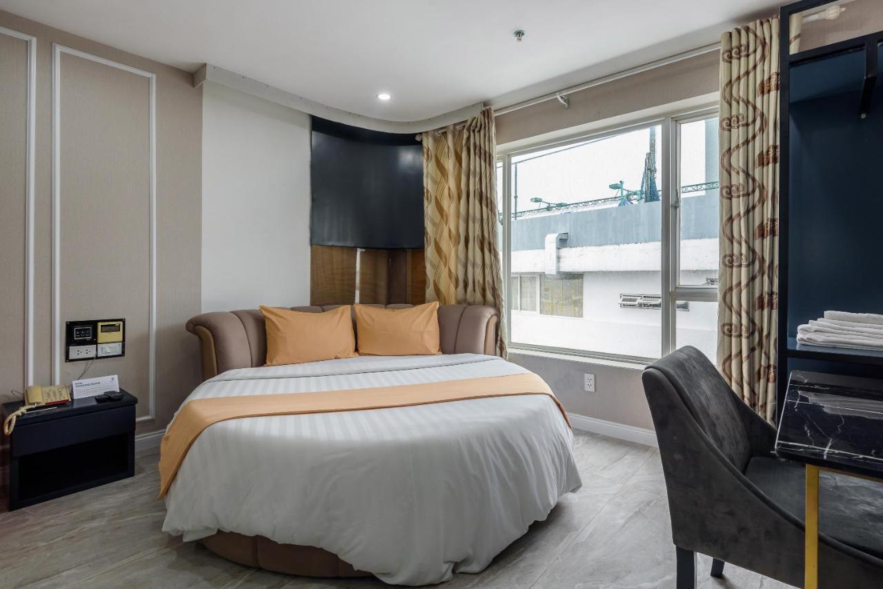 Cozrum Lux - The Arrivals Hotel Bandar Ho Chi Minh Luaran gambar