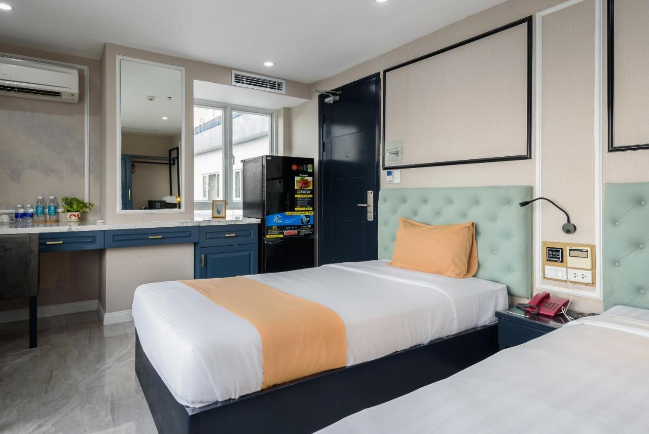 Cozrum Lux - The Arrivals Hotel Bandar Ho Chi Minh Luaran gambar